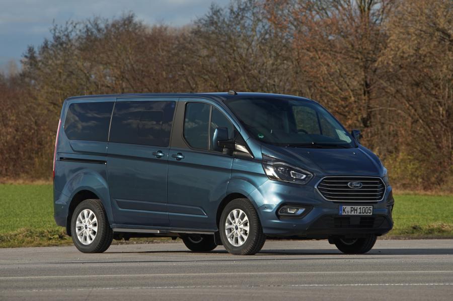  Ford Tourneo Custom PHEV 2019 года  (WW) (фото 32 из 39)